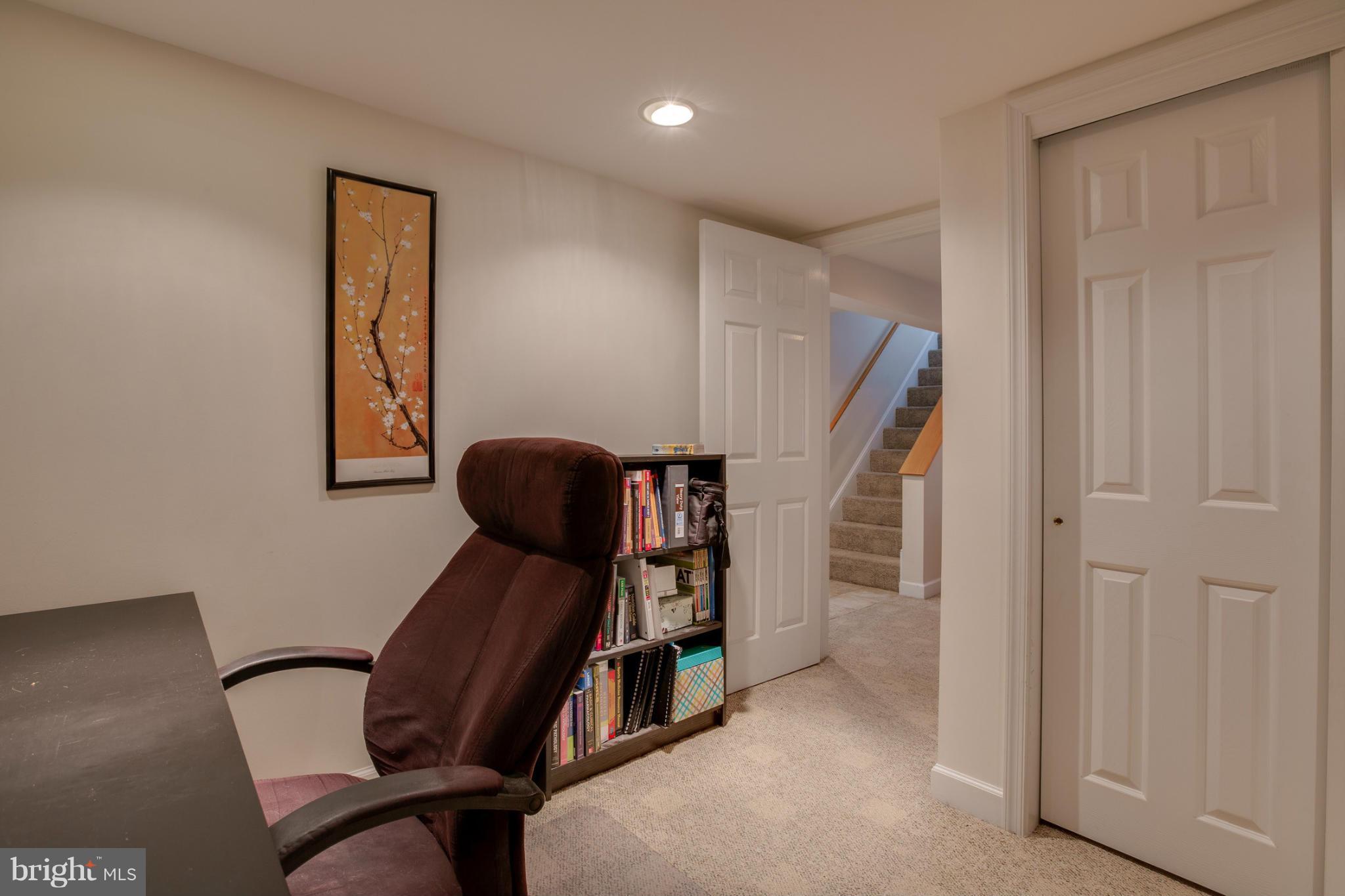 CHESTNUT HILLS - Residential