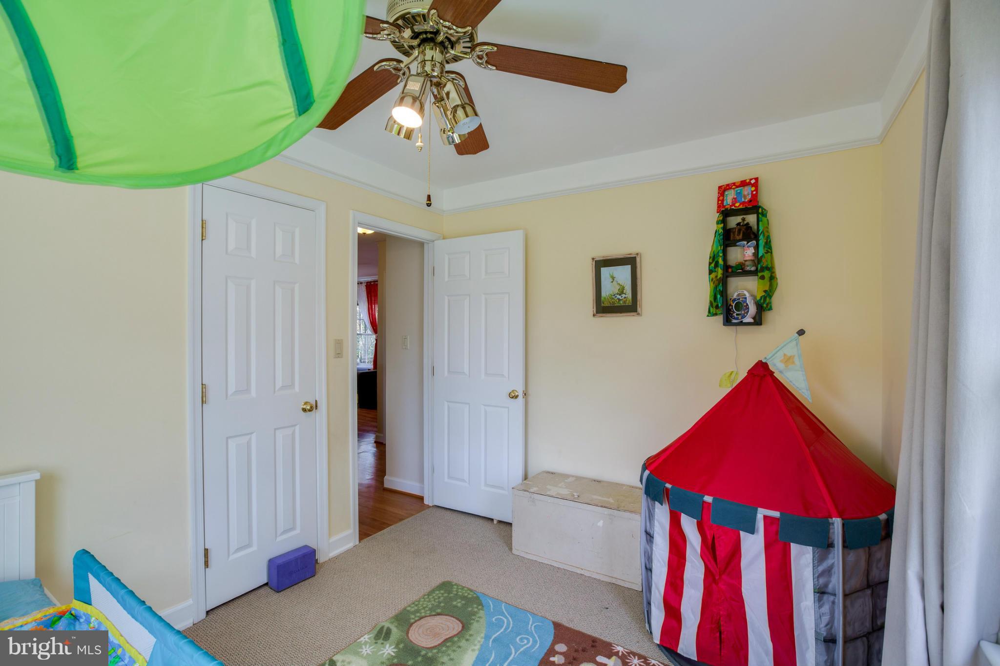 CHESTNUT HILLS - Residential