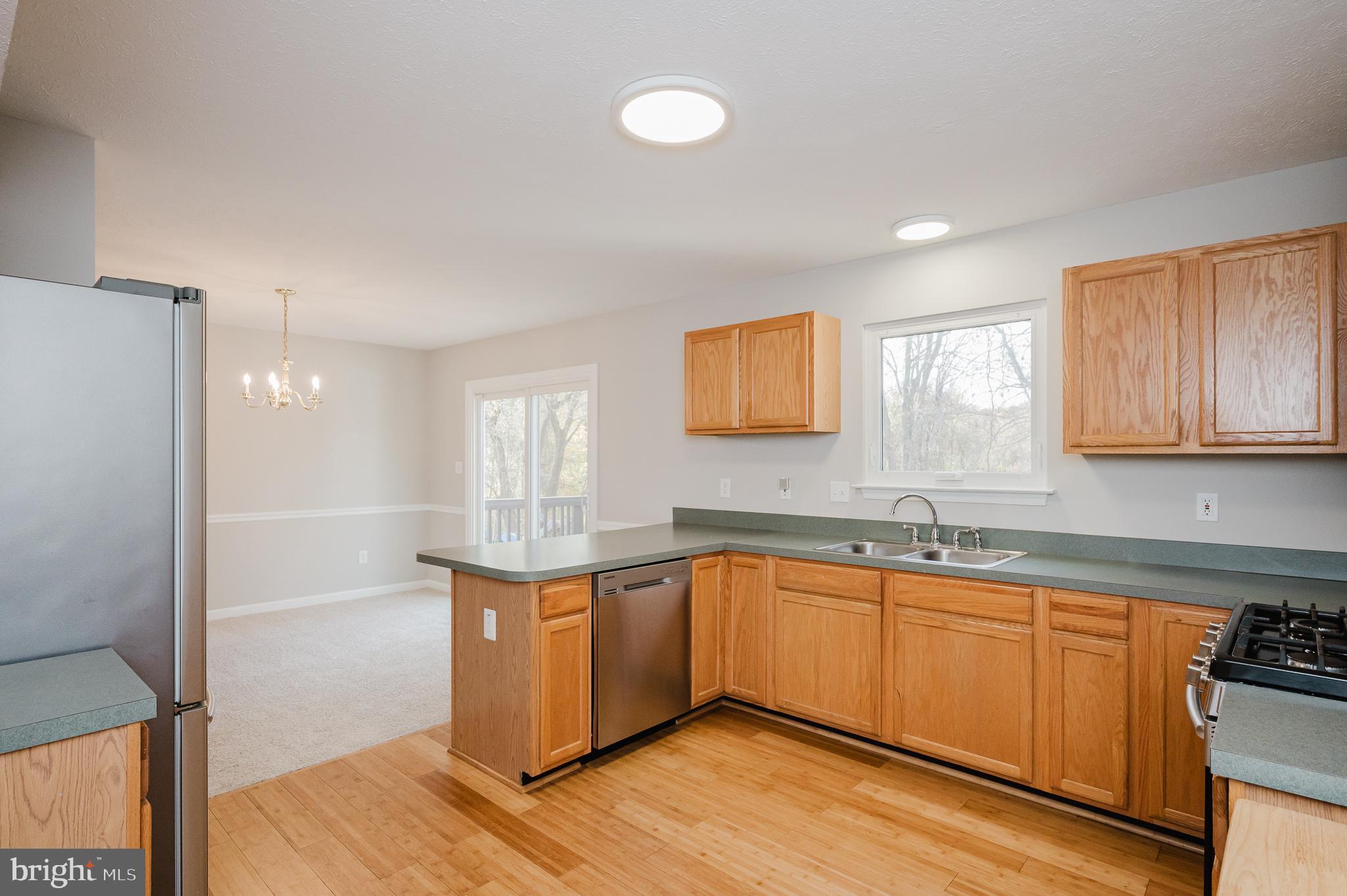 LUCKY PROPERTY - Residential