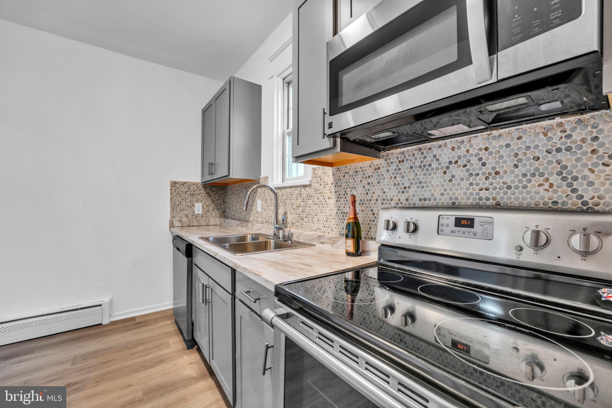 MAYFIELD - Residential