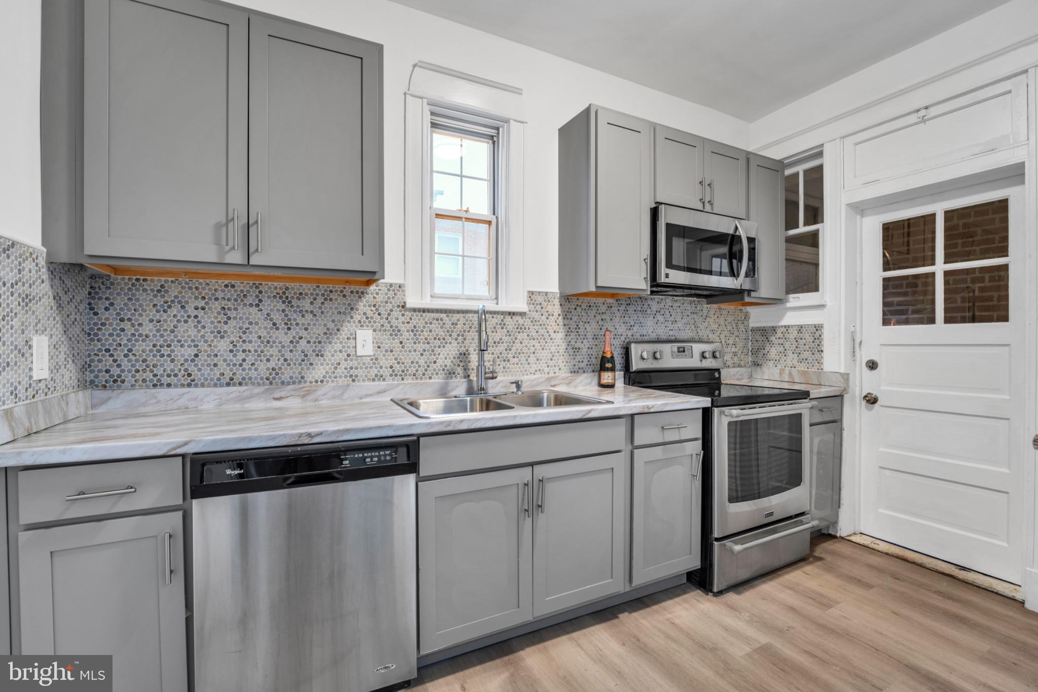 MAYFIELD - Residential