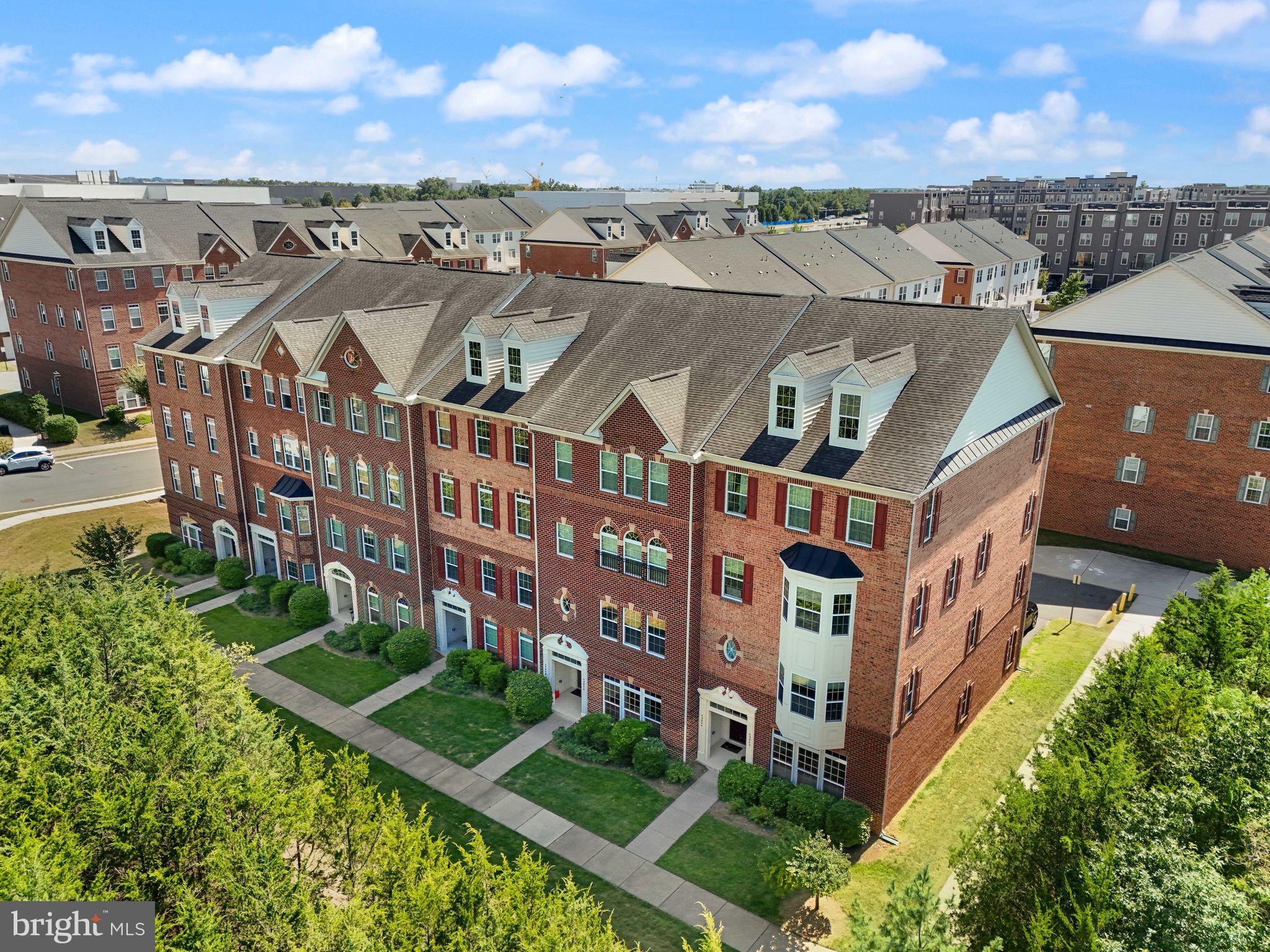 MORLEY CORNER - Residential Lease