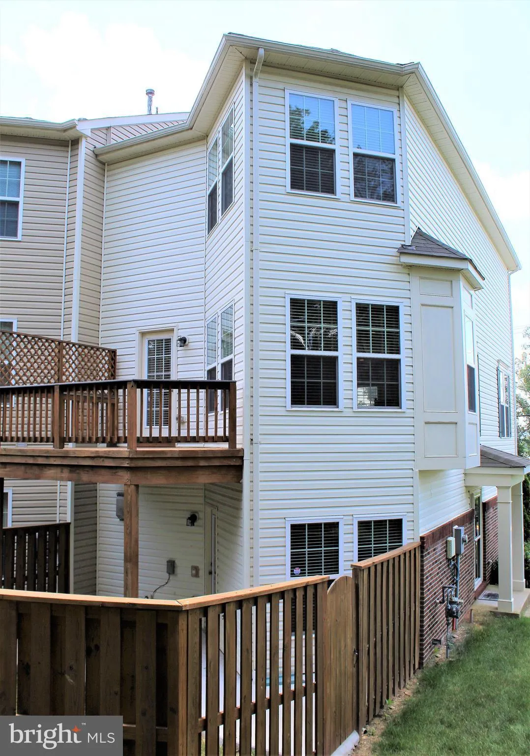 Brambleton, Virginia 20148, United States, 3 Bedrooms Bedrooms, ,3 BathroomsBathrooms,Residential,Coming Soon,90601