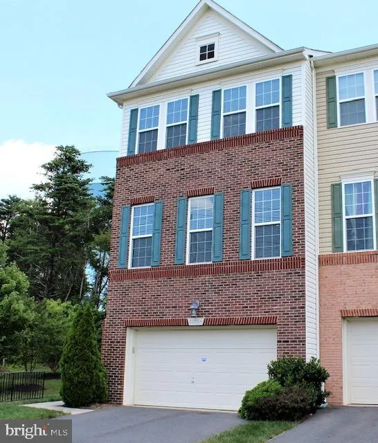 Brambleton, Virginia 20148, United States, 3 Bedrooms Bedrooms, ,3 BathroomsBathrooms,Residential,Coming Soon,90601