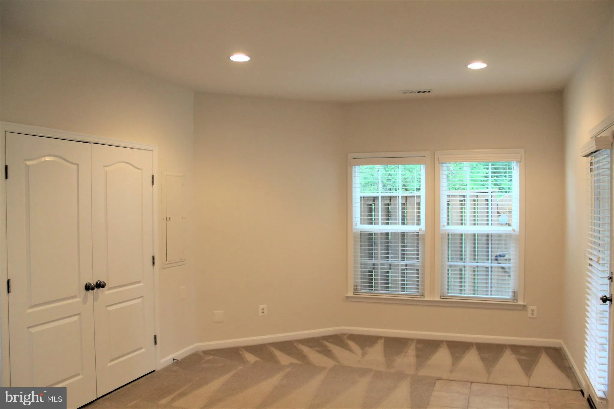 Brambleton, Virginia 20148, United States, 3 Bedrooms Bedrooms, ,3 BathroomsBathrooms,Residential,Coming Soon,90601