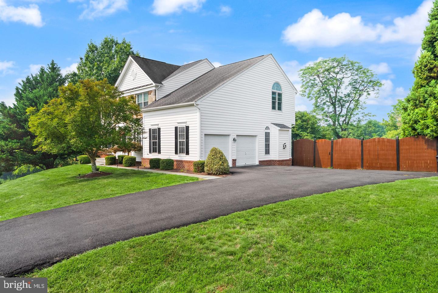 11489 POTOMAC HEIGHTS LANE