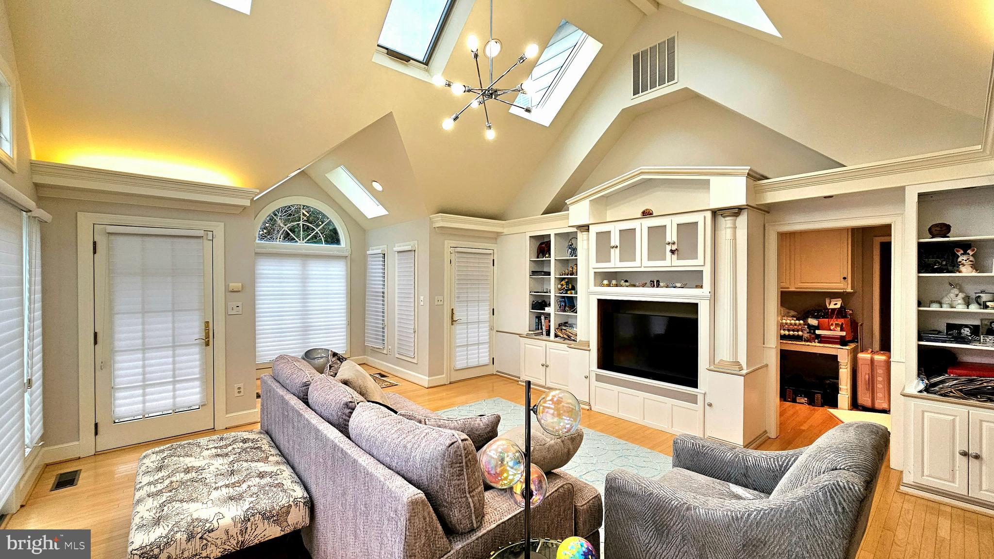 GRANBY WOODS - Residential