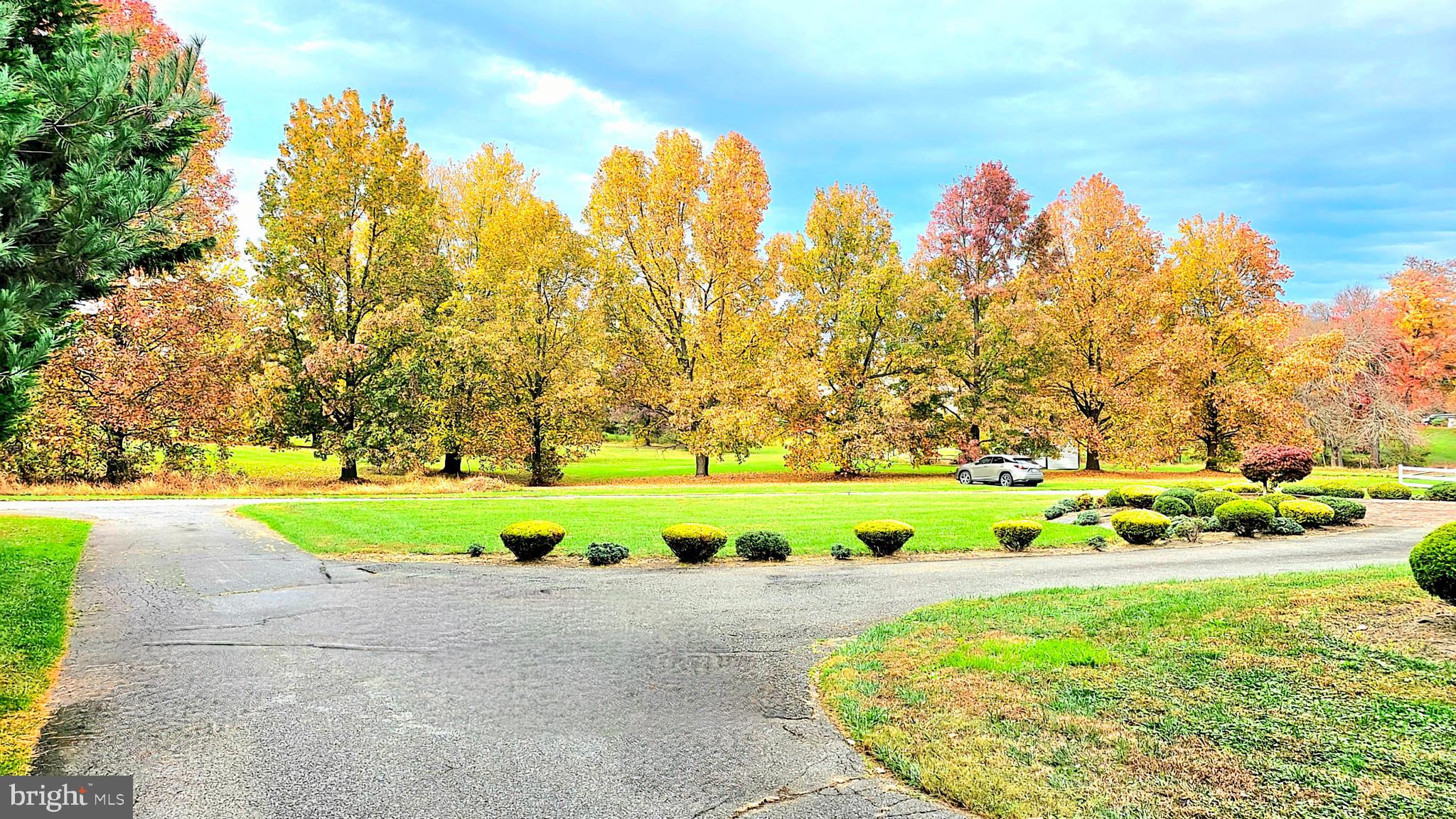 GRANBY WOODS - Residential