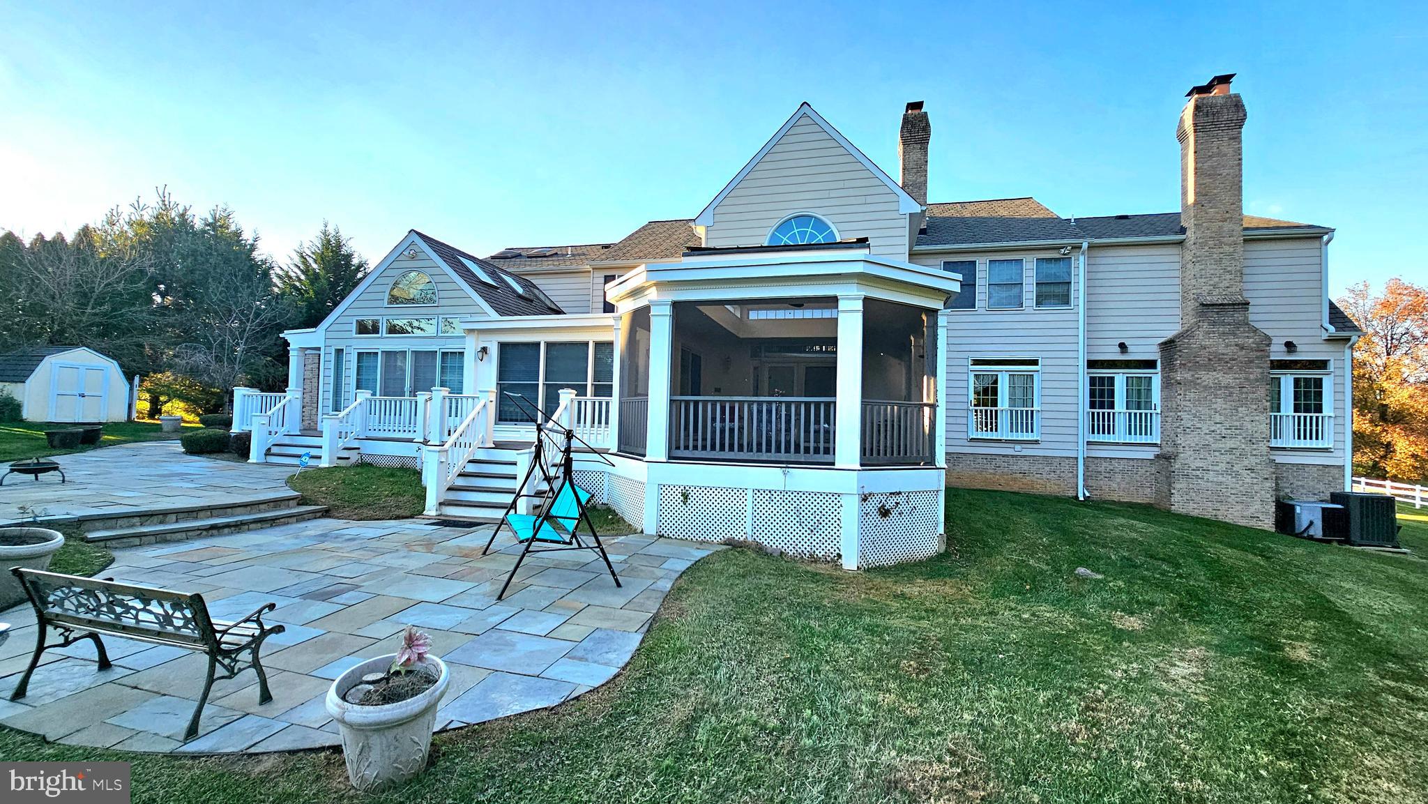 GRANBY WOODS - Residential