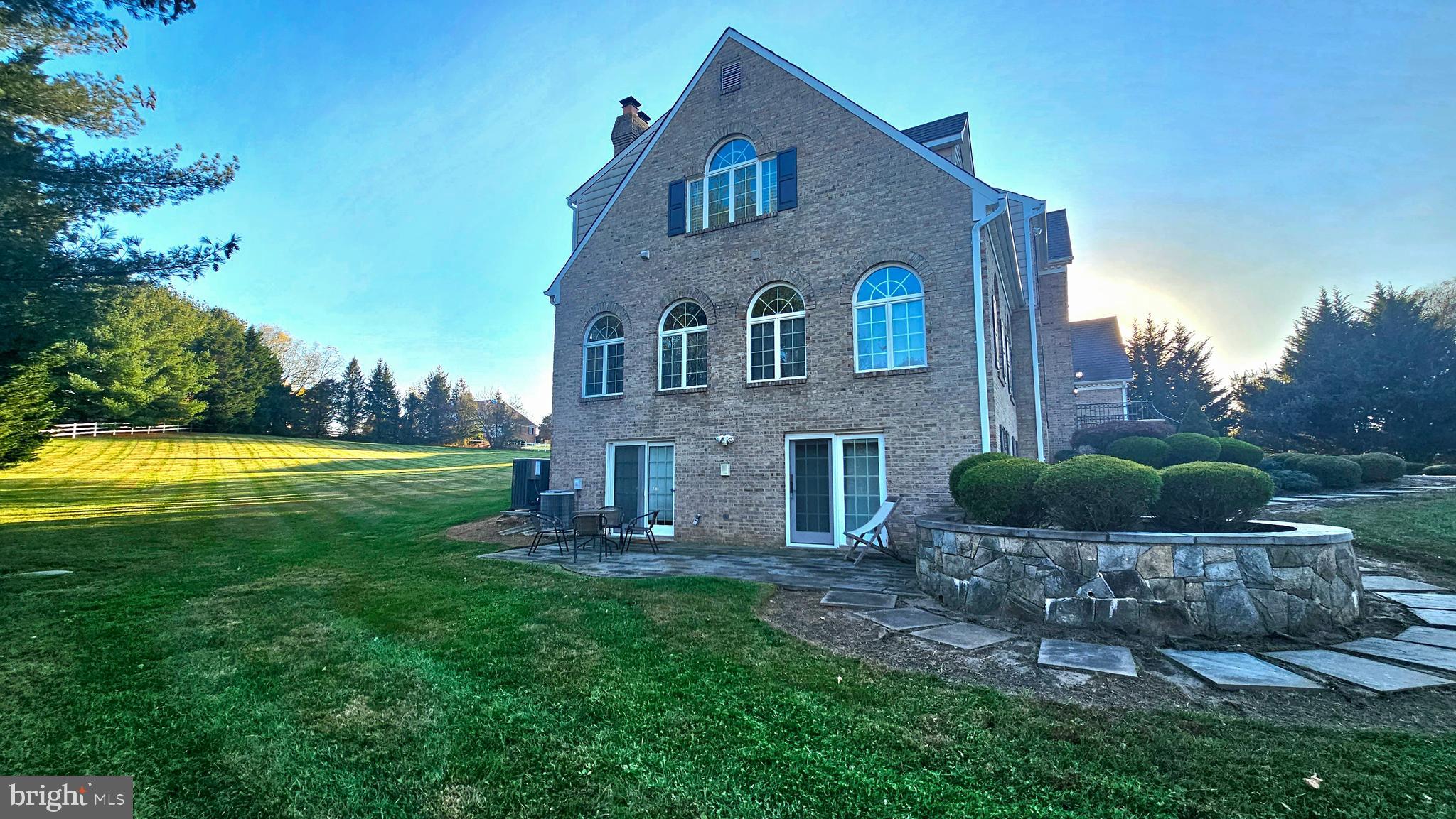 GRANBY WOODS - Residential