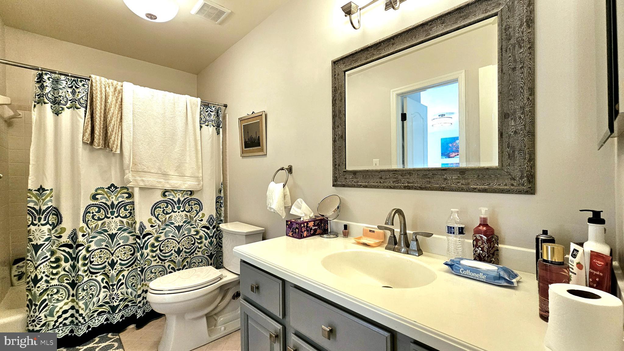 GRANBY WOODS - Residential