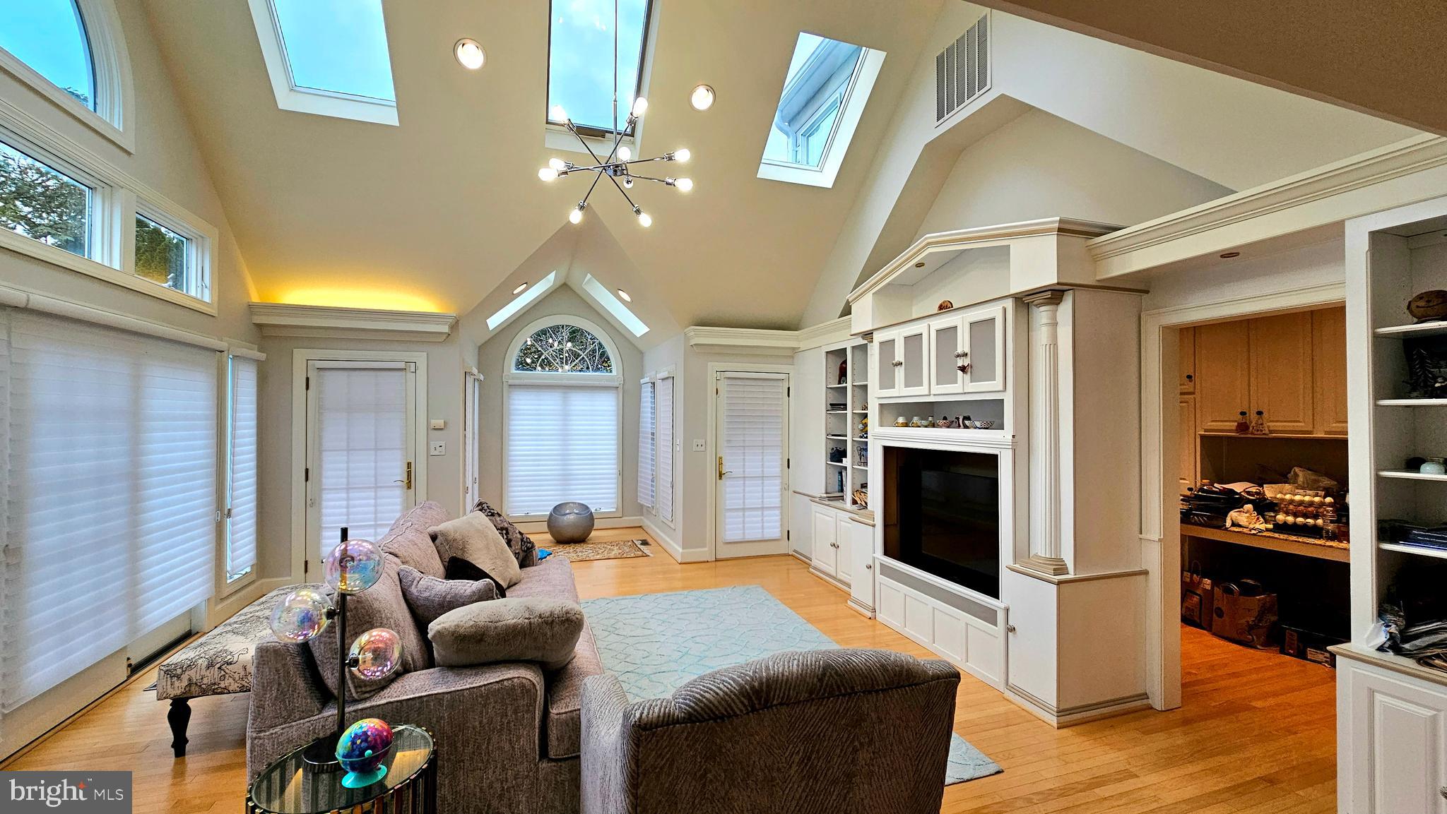 GRANBY WOODS - Residential