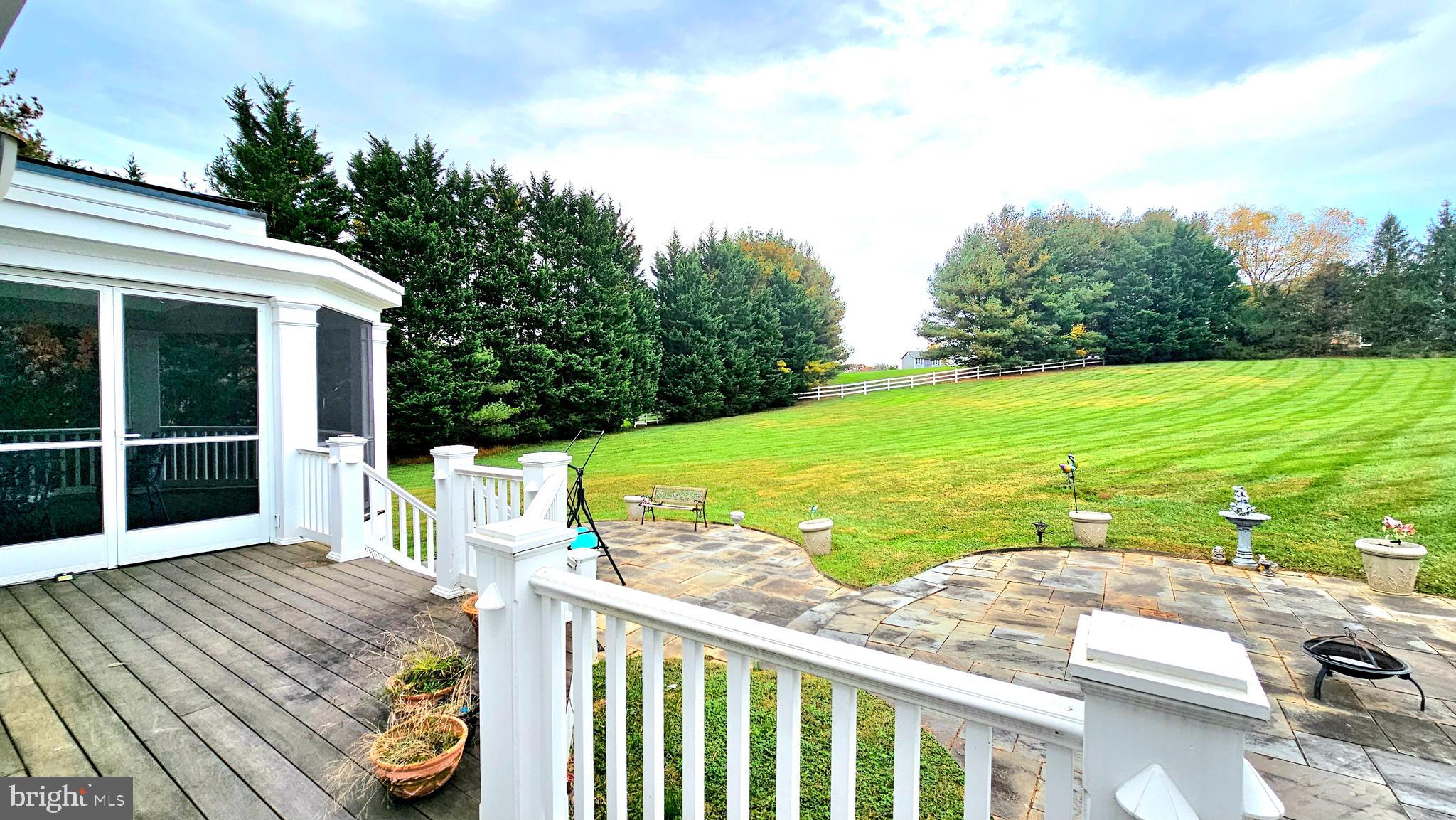 GRANBY WOODS - Residential