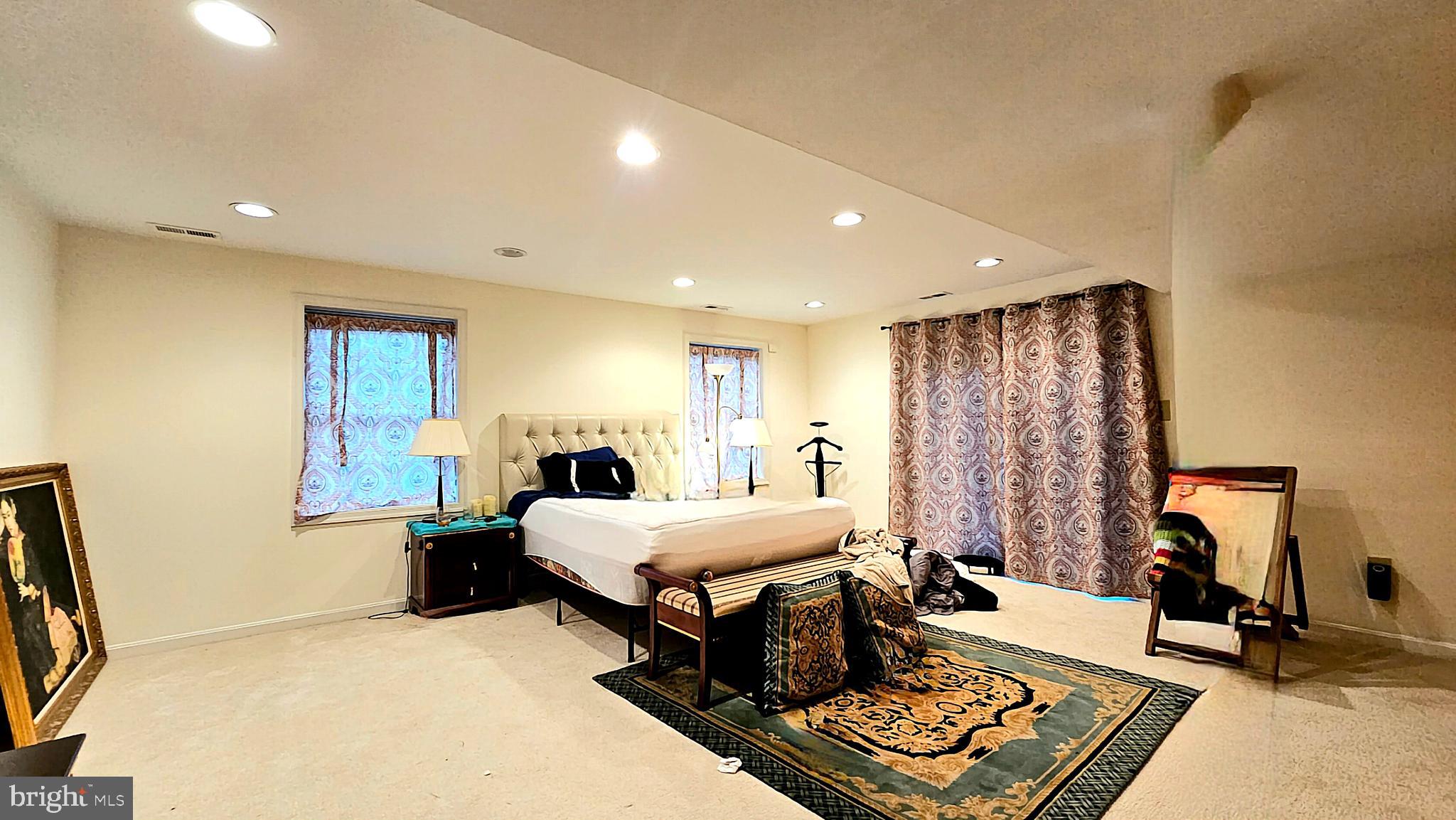 GRANBY WOODS - Residential