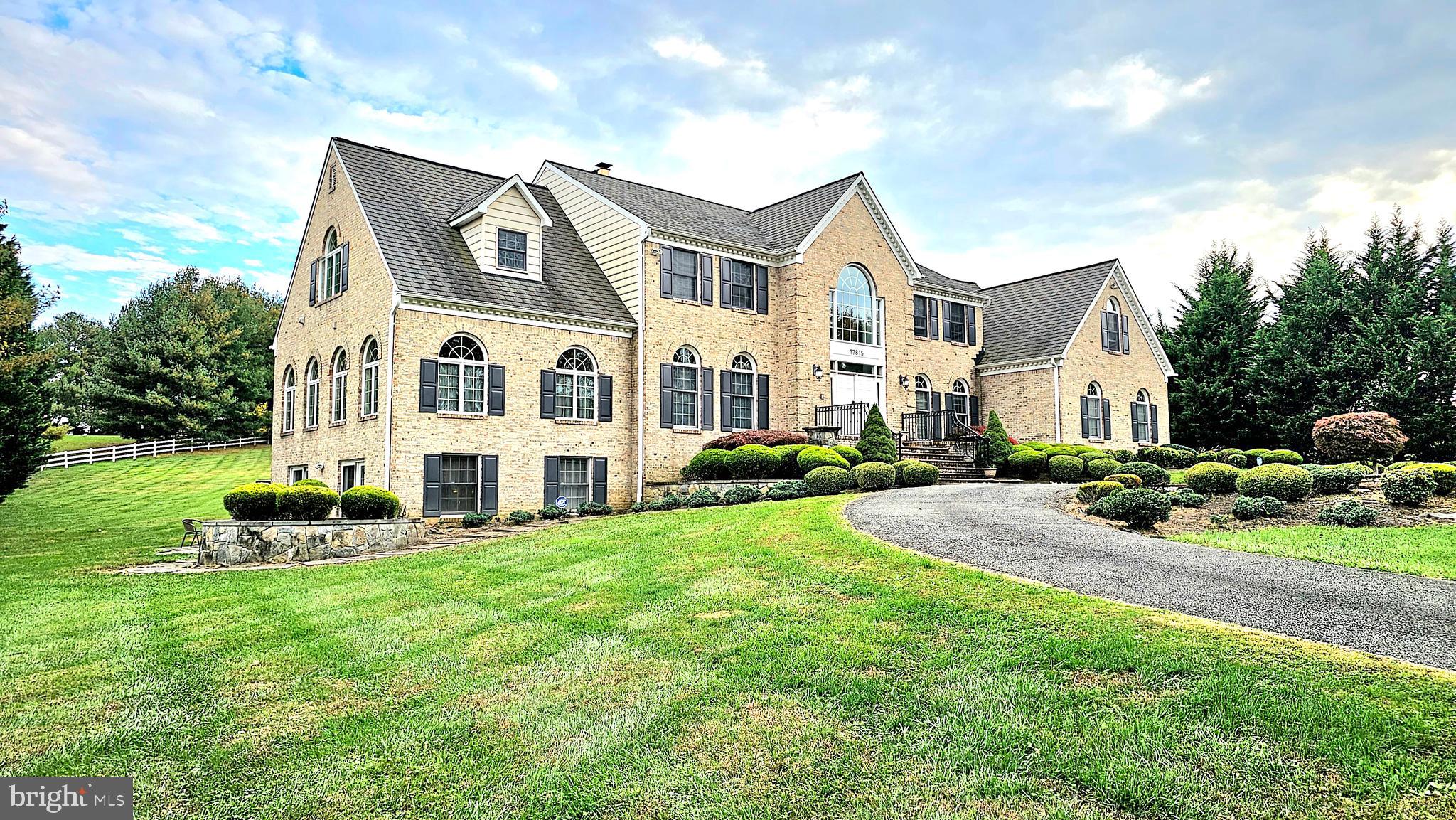 GRANBY WOODS - Residential