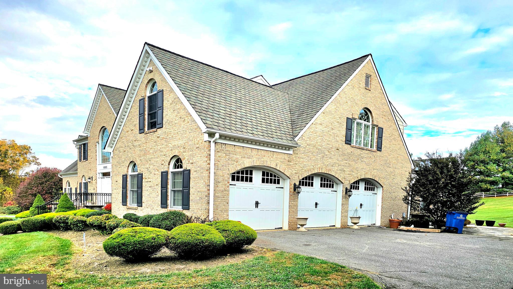 GRANBY WOODS - Residential