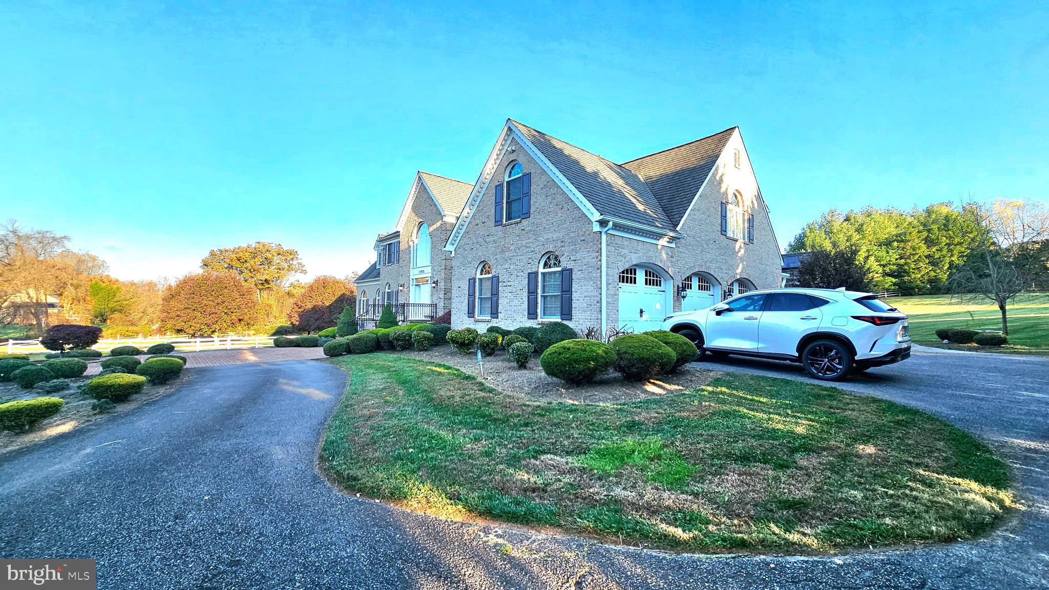 GRANBY WOODS - Residential