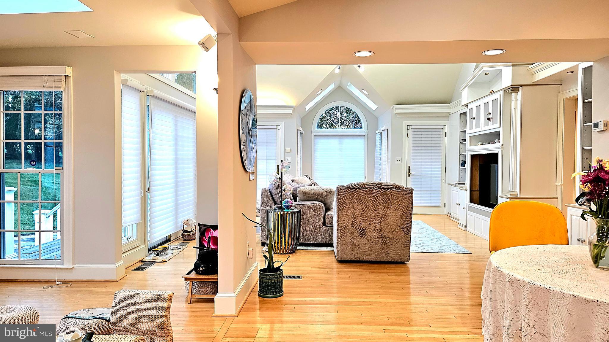 GRANBY WOODS - Residential