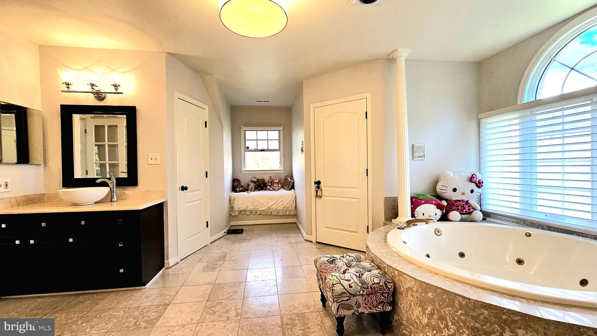 GRANBY WOODS - Residential