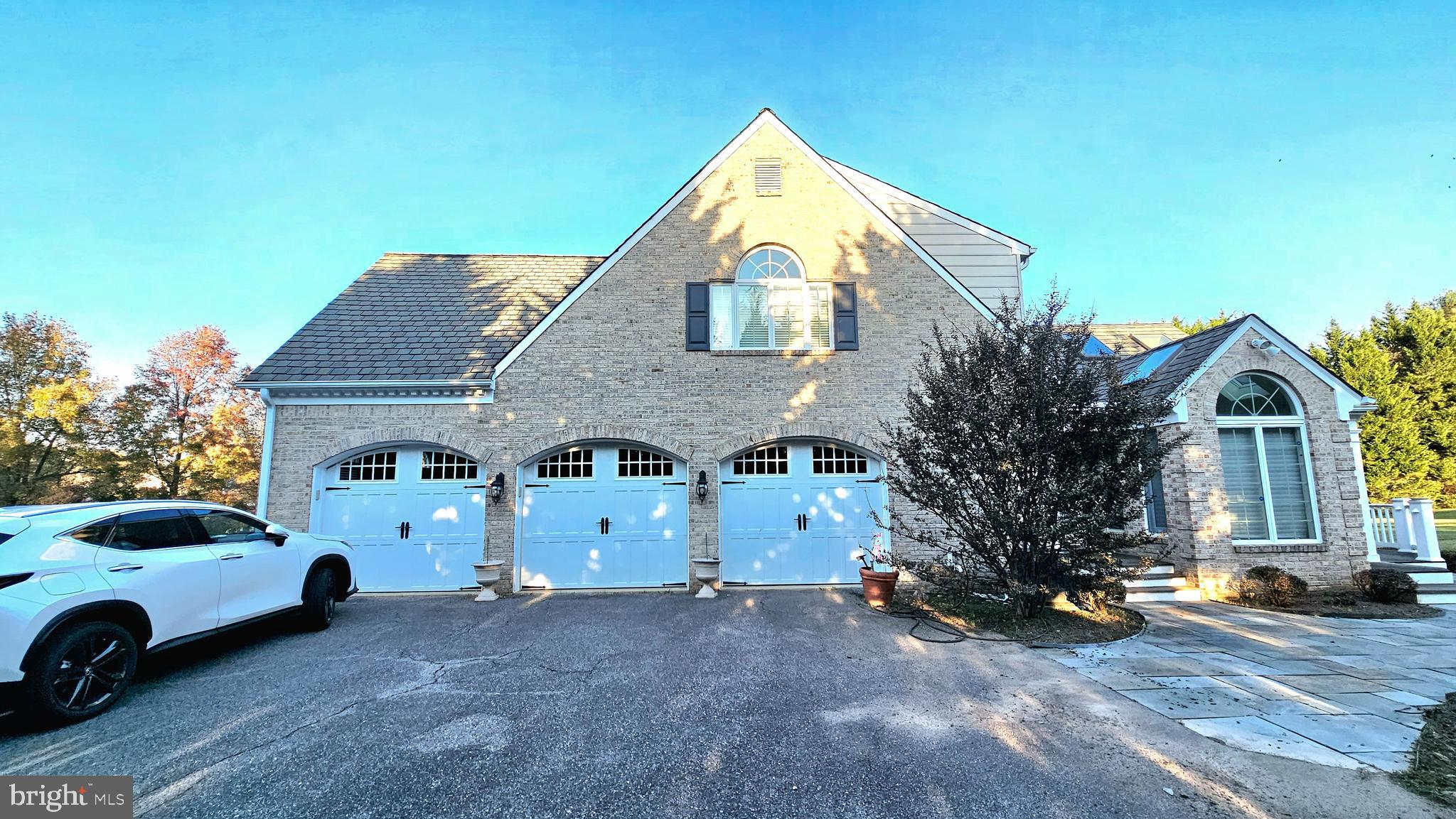 GRANBY WOODS - Residential