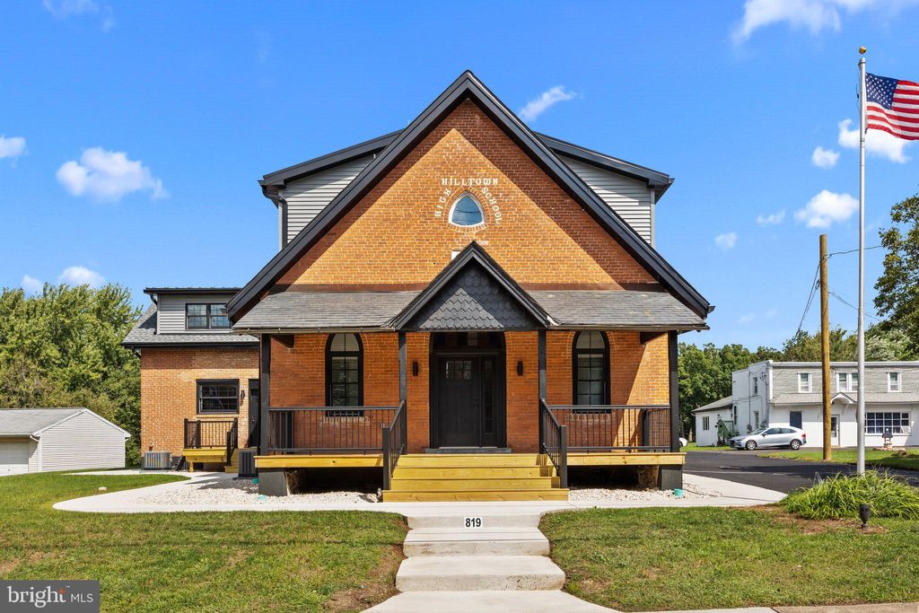 Photo of 819 Blooming Glen Road #APT 4, PERKASIE, PA 18944 (MLS # PABU2110090)