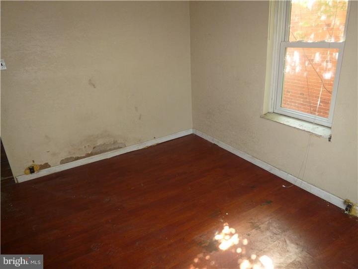 PHILADELPHIA (SOUTHWEST) - Residential