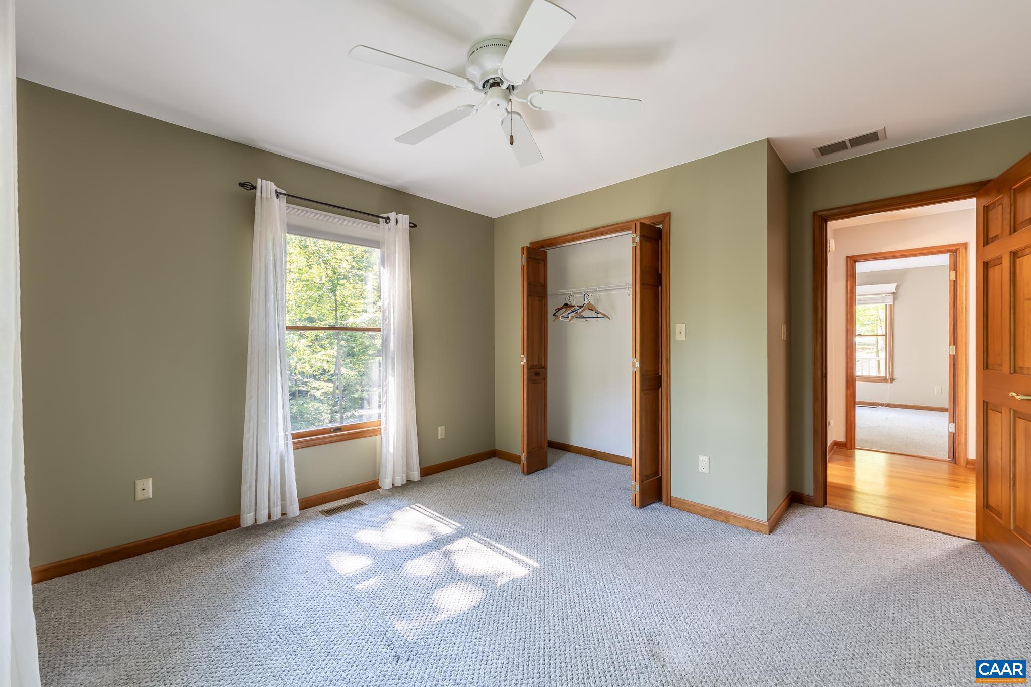 LAKE MONTICELLO - Residential