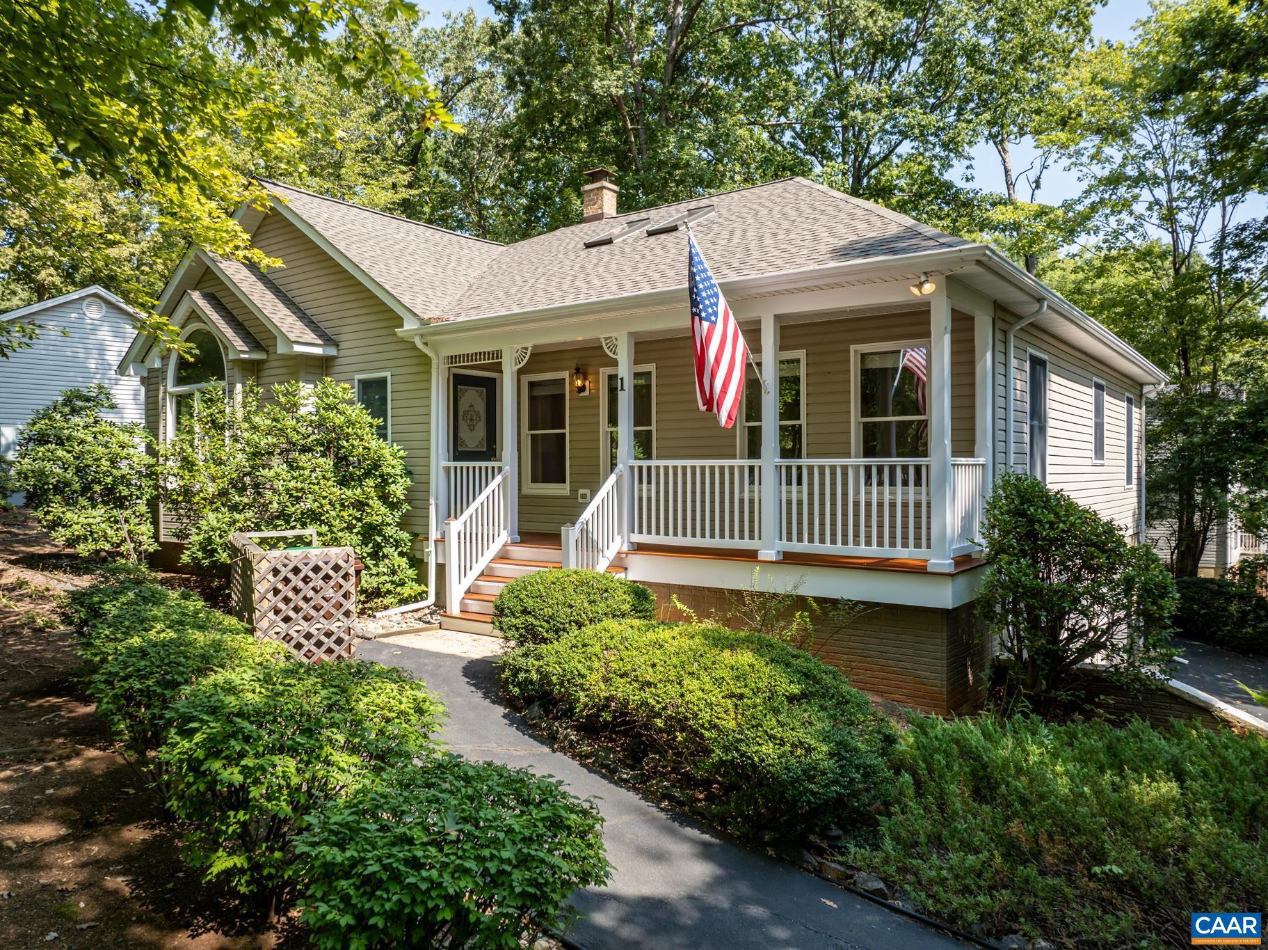 LAKE MONTICELLO - Residential