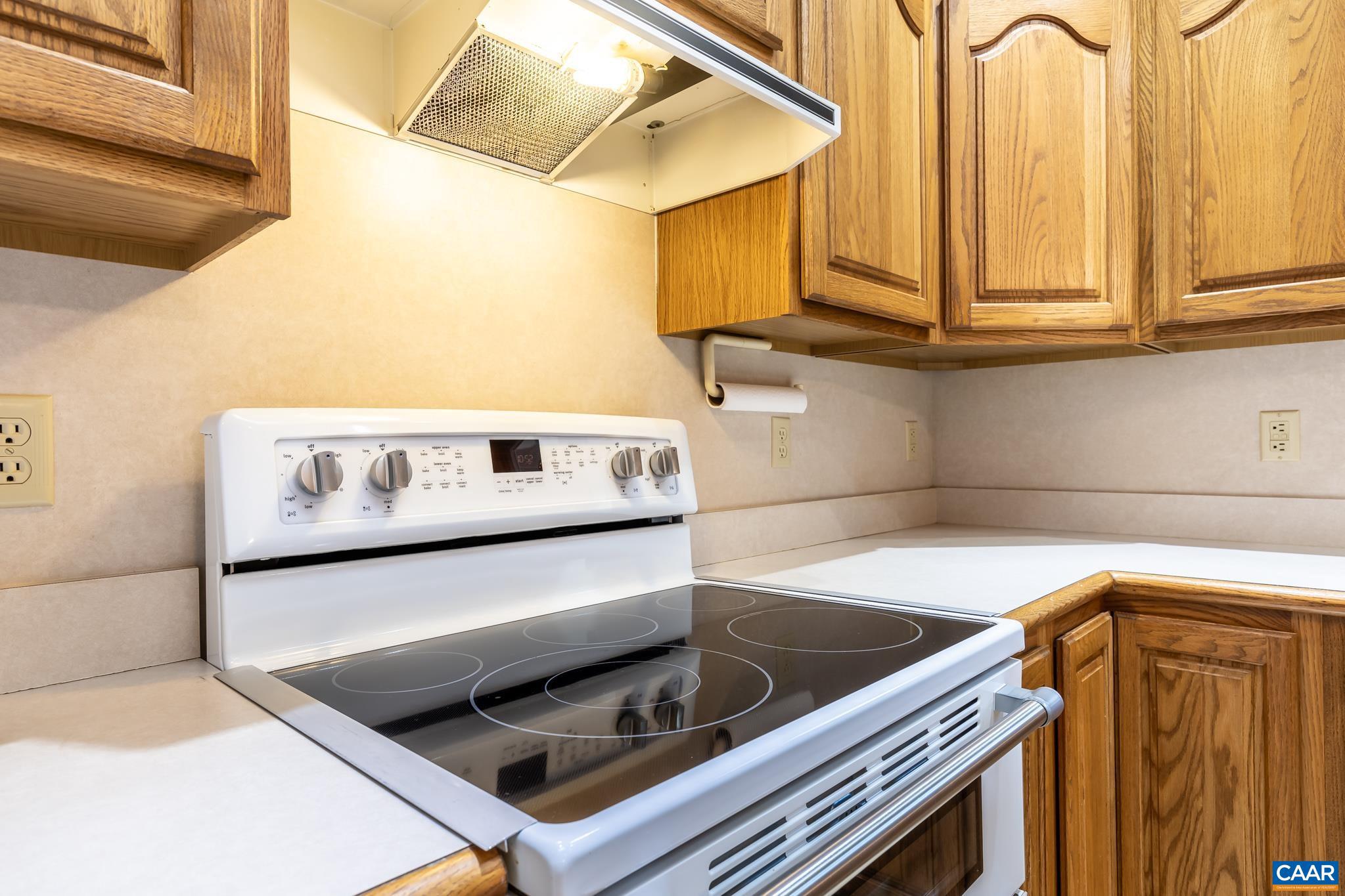 LAKE MONTICELLO - Residential