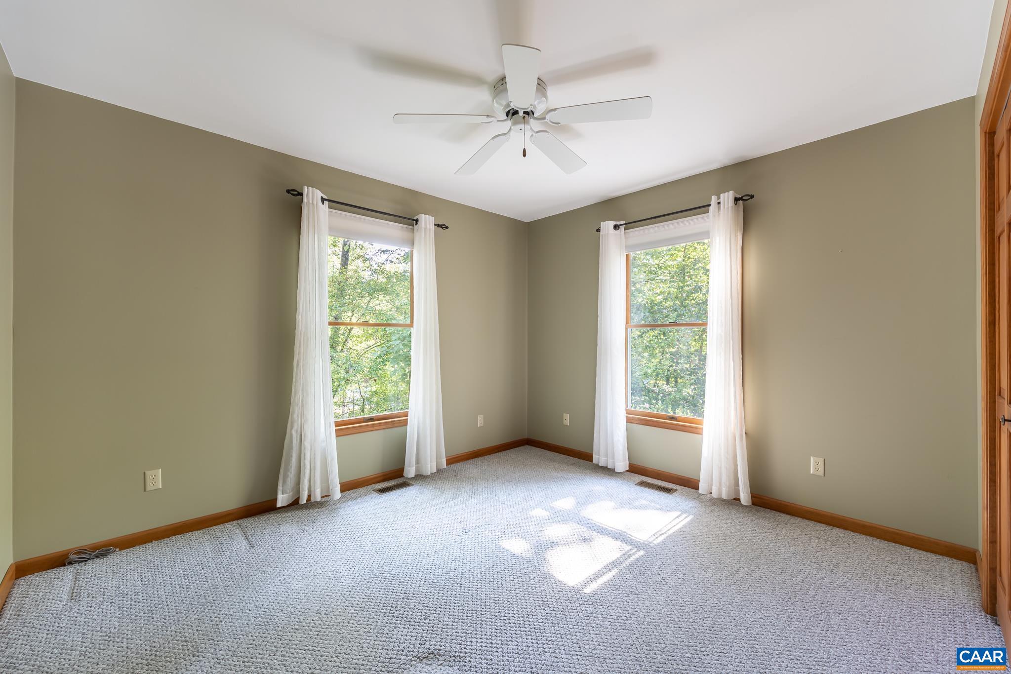 LAKE MONTICELLO - Residential