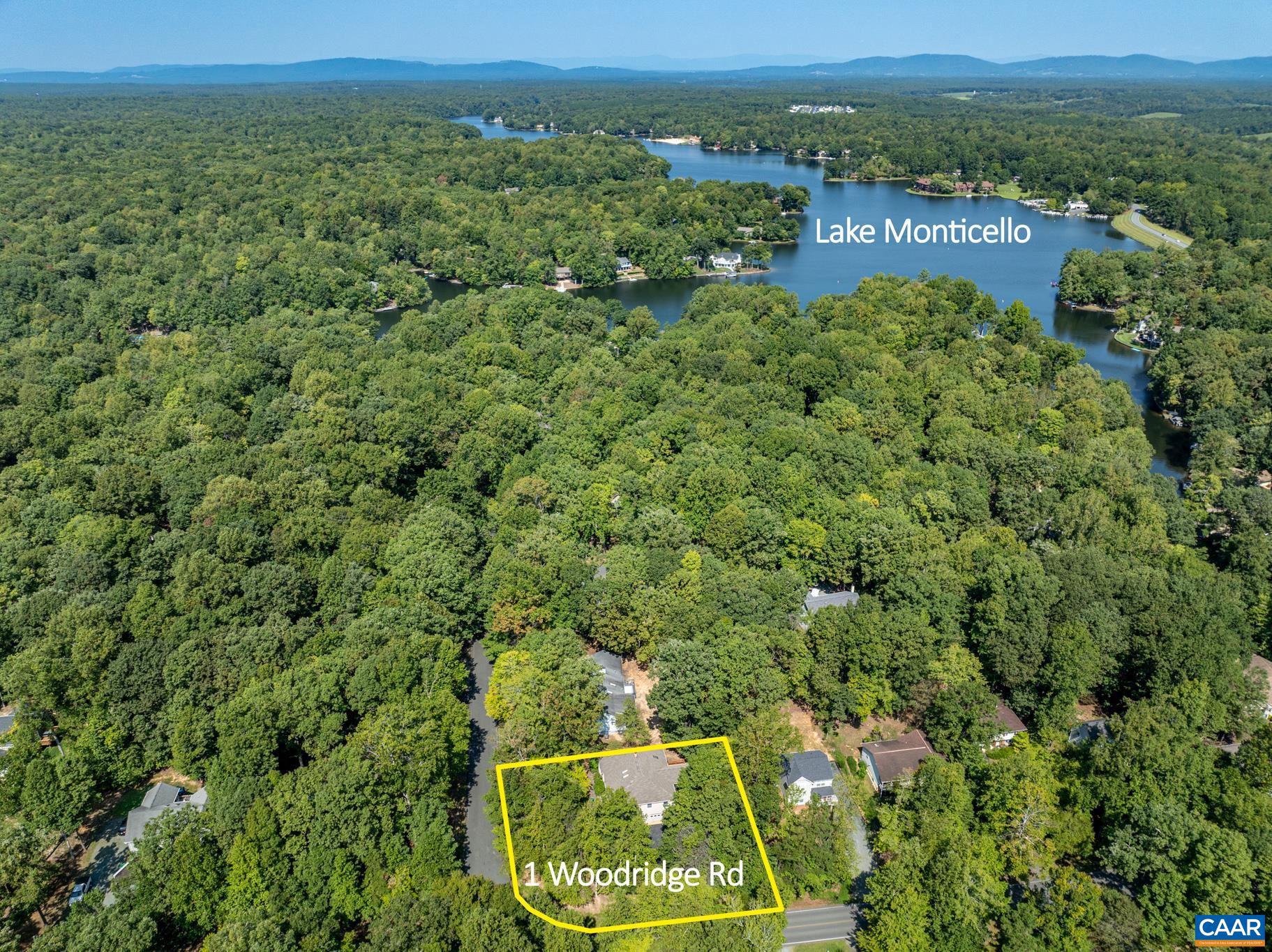 LAKE MONTICELLO - Residential