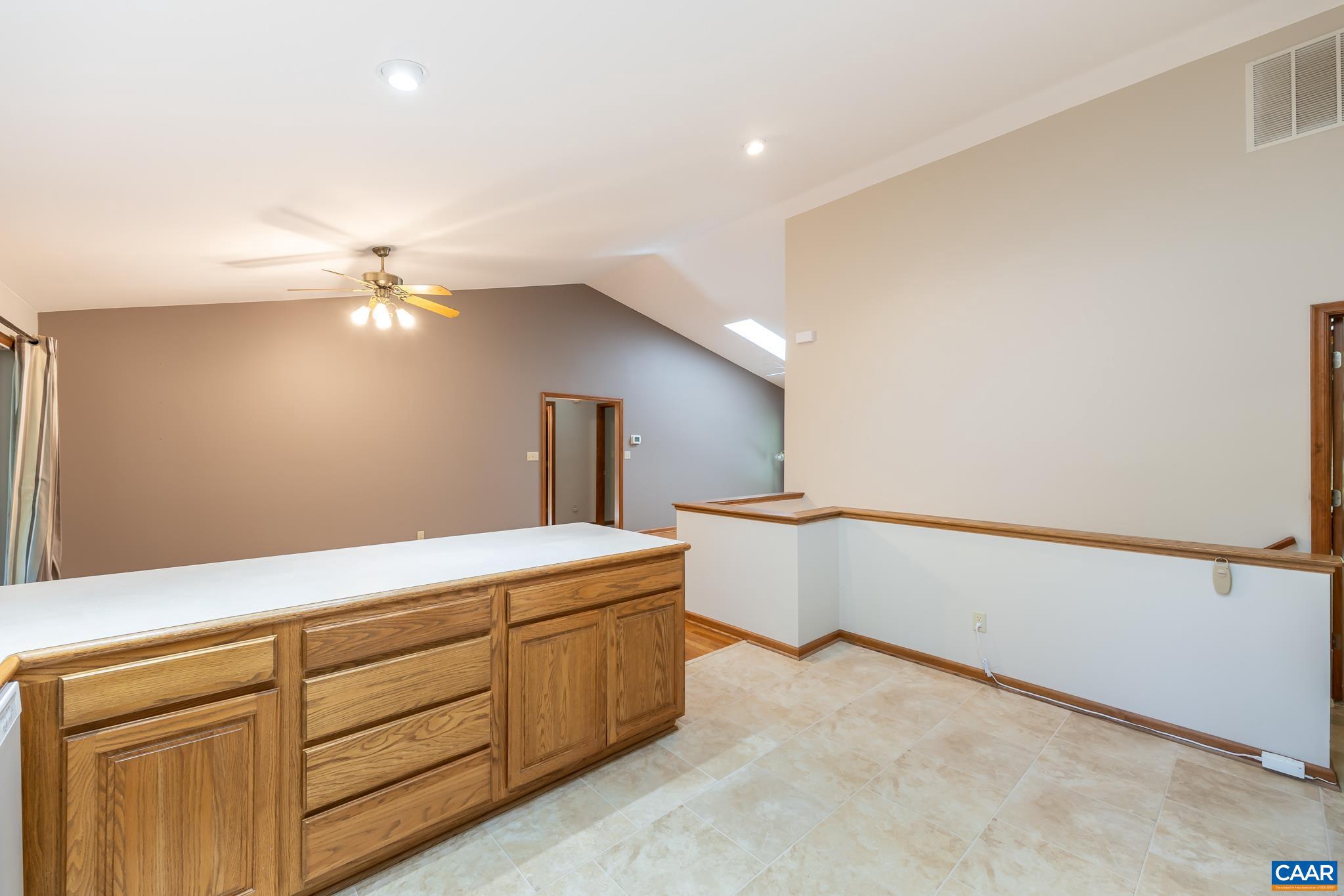 LAKE MONTICELLO - Residential