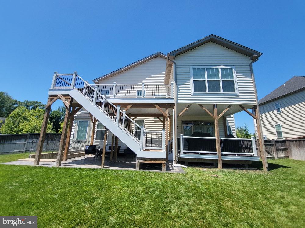 12137 HICKORY FALLS COURT
