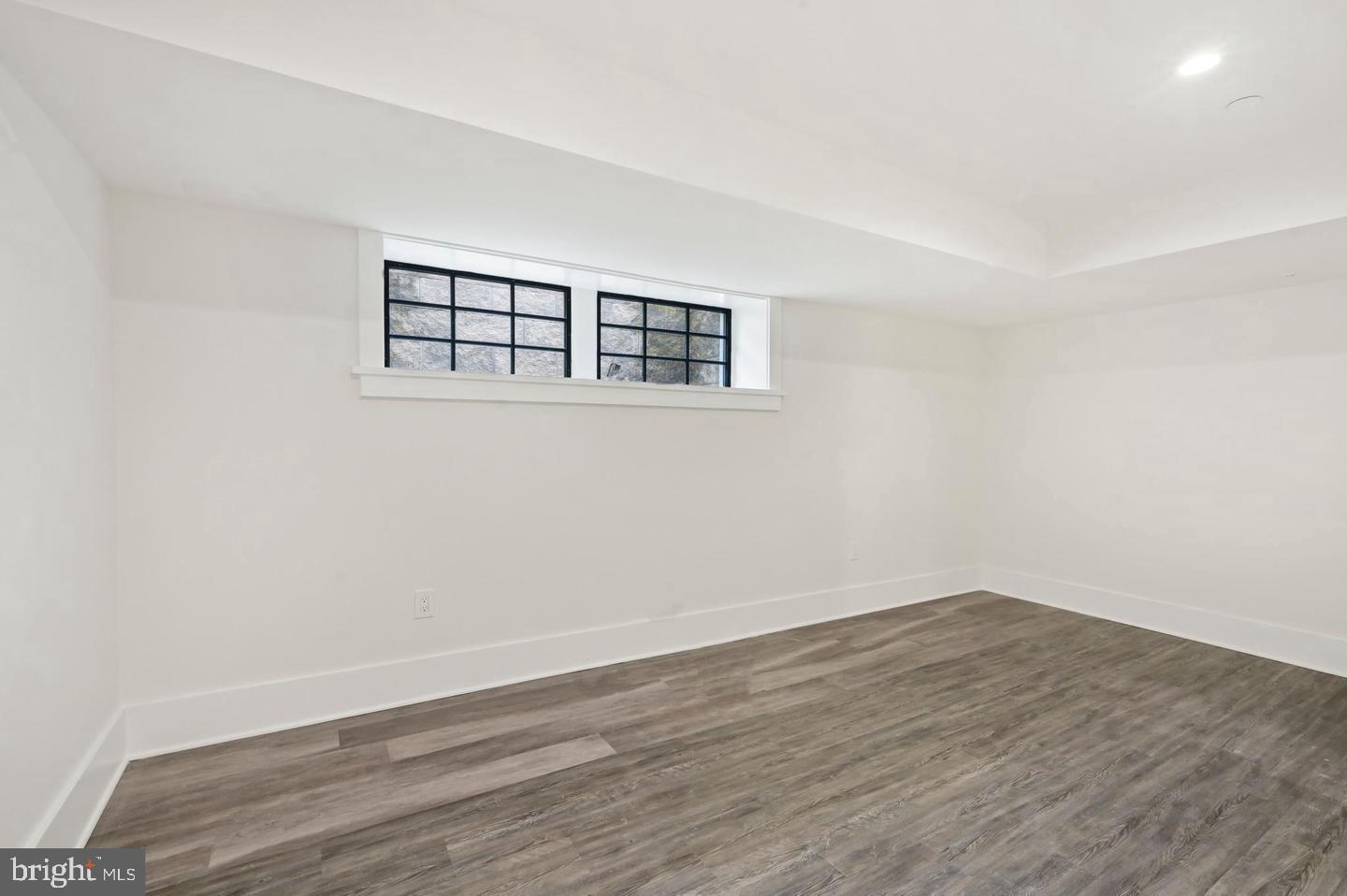 HIGH POINT - Residential