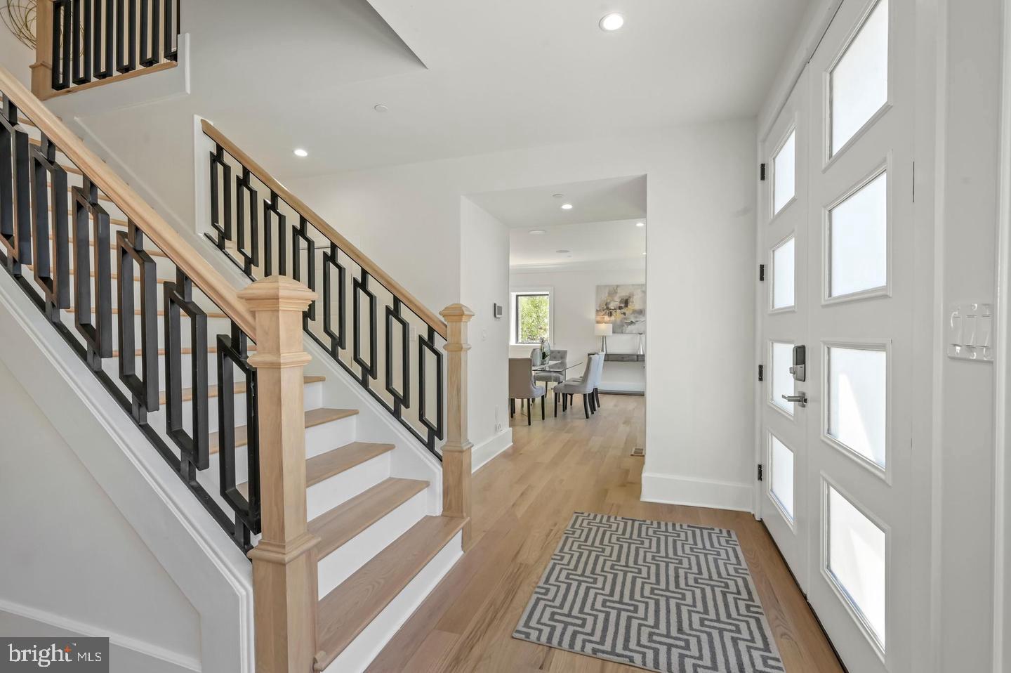 HIGH POINT - Residential