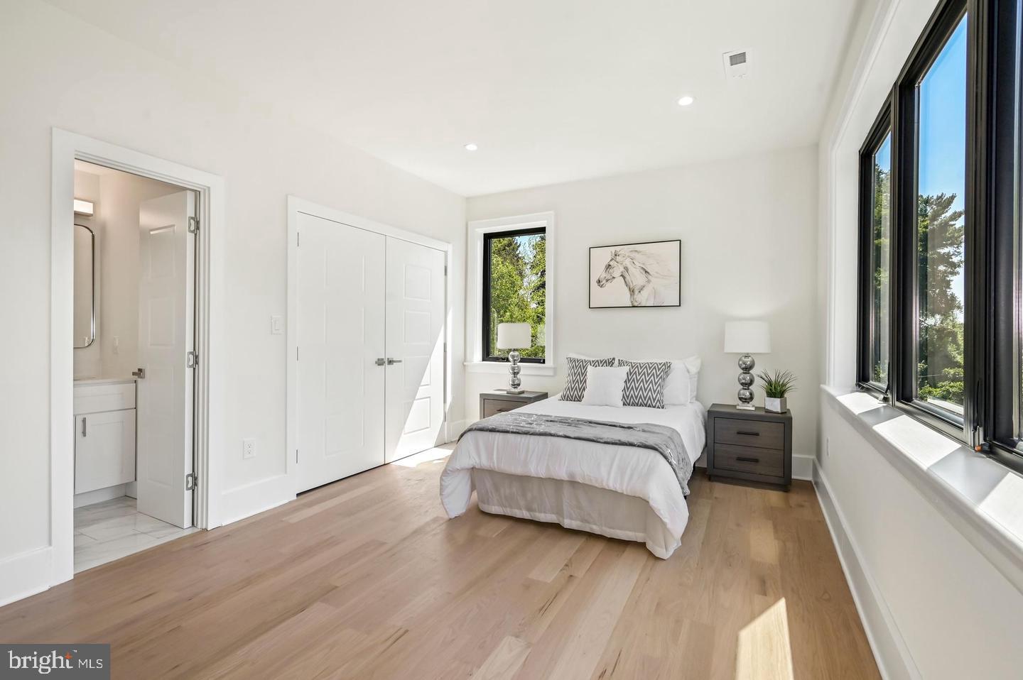 HIGH POINT - Residential