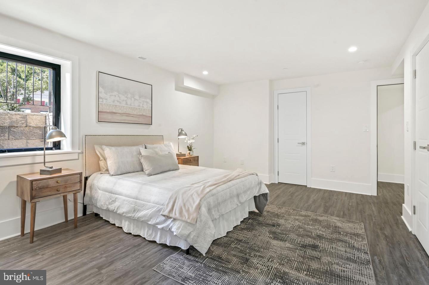 HIGH POINT - Residential