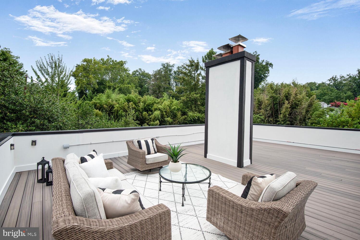 HIGH POINT - Residential