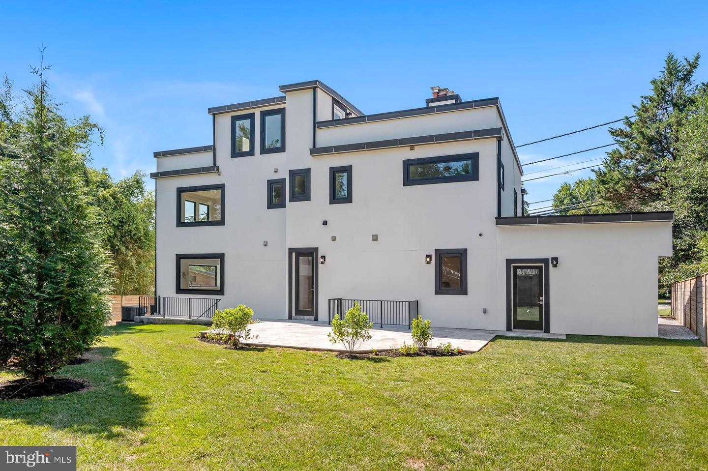 HIGH POINT - Residential