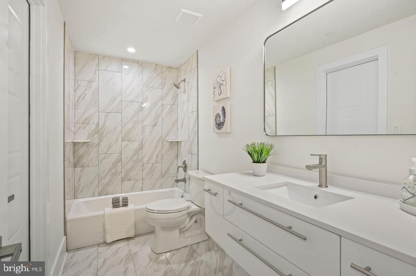 HIGH POINT - Residential