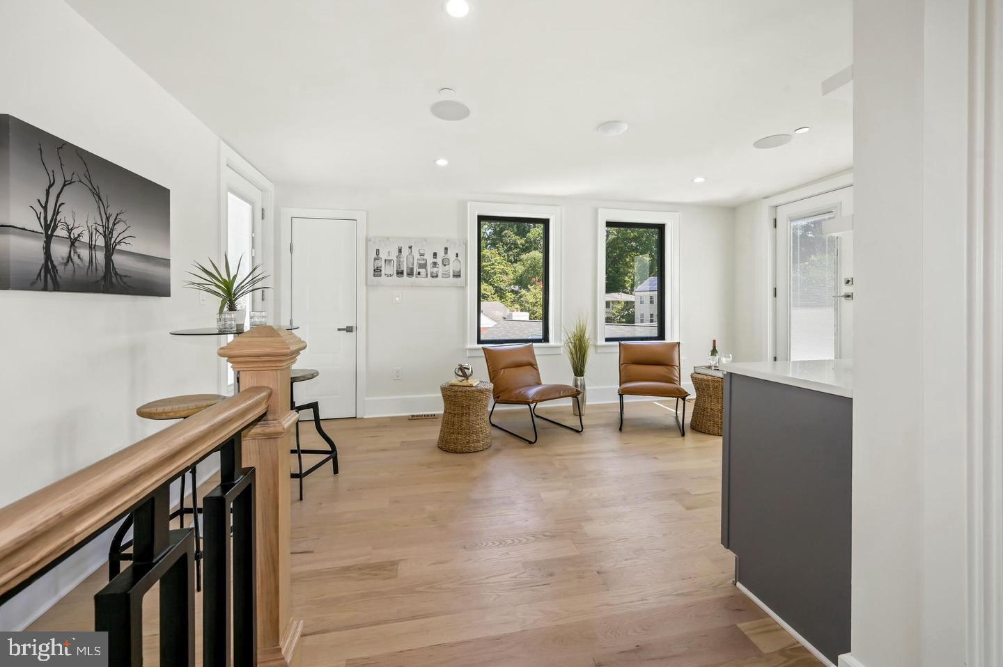 HIGH POINT - Residential