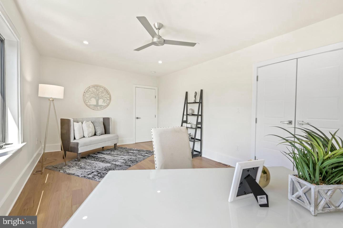 HIGH POINT - Residential