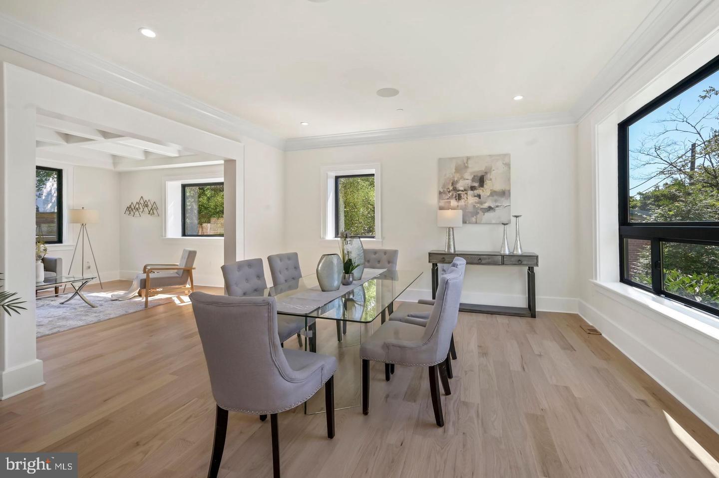 HIGH POINT - Residential