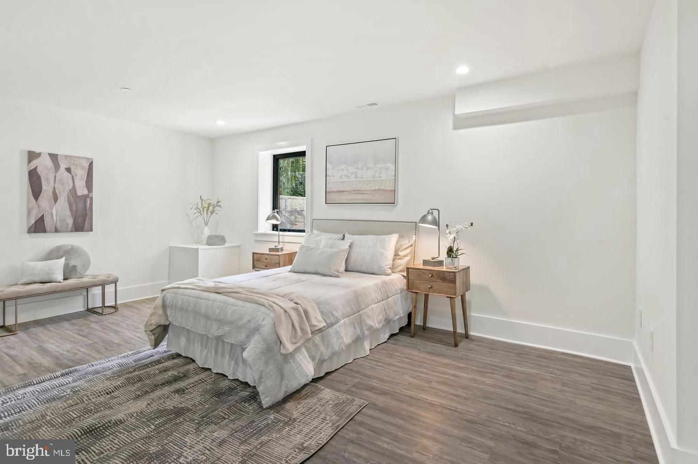 HIGH POINT - Residential