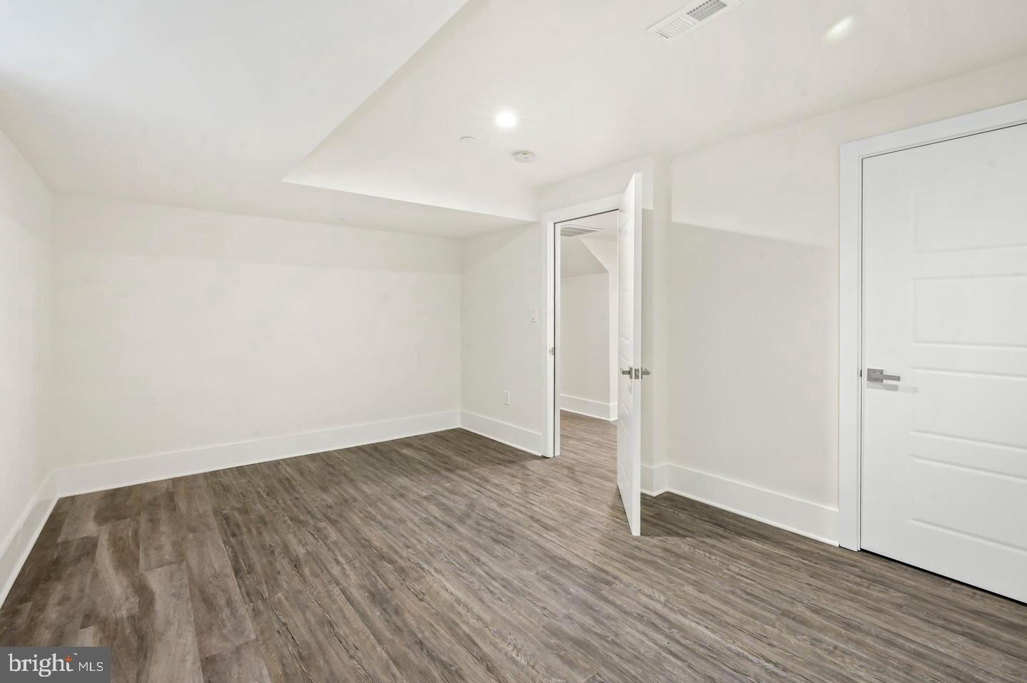 HIGH POINT - Residential