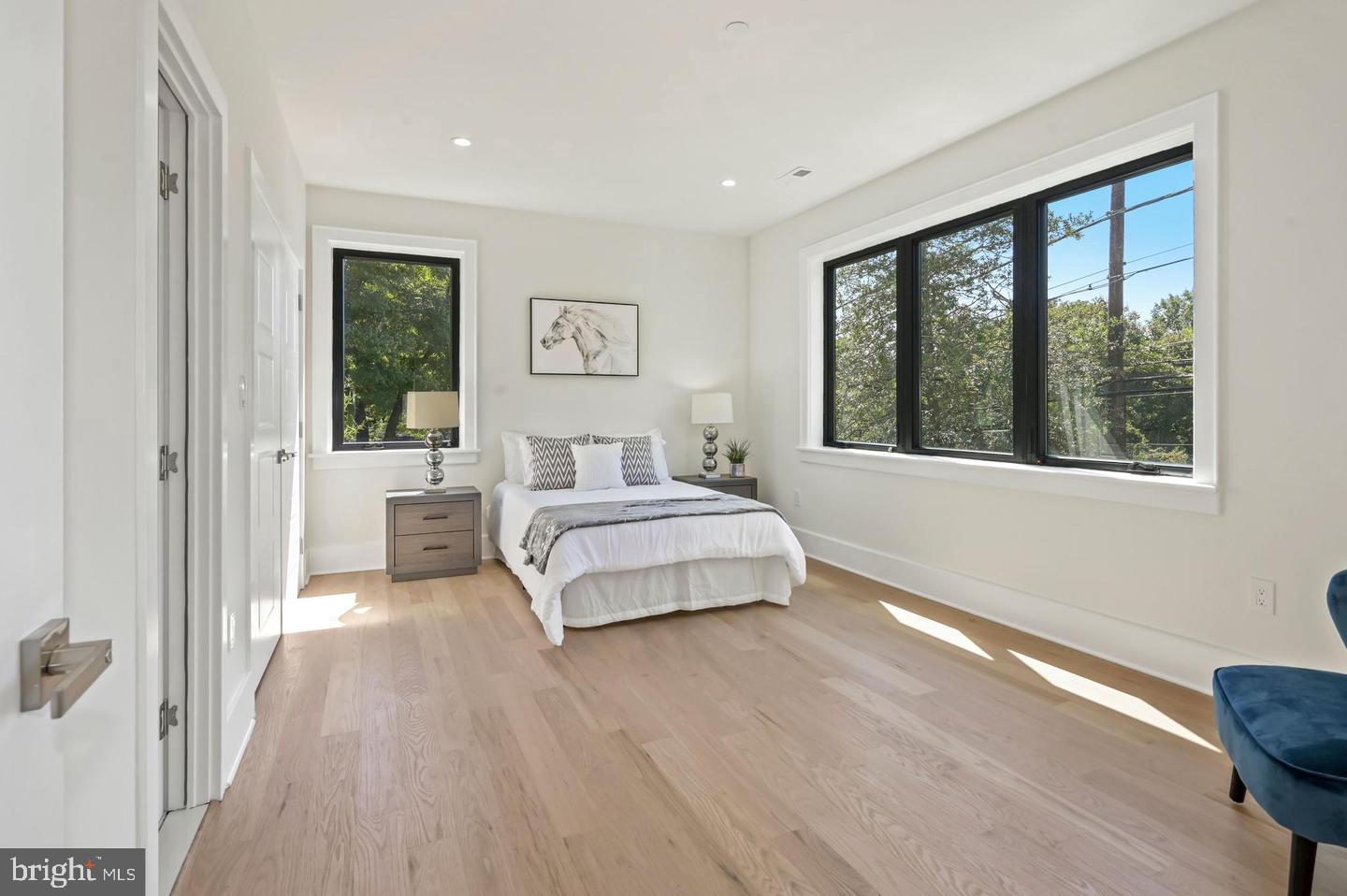 HIGH POINT - Residential