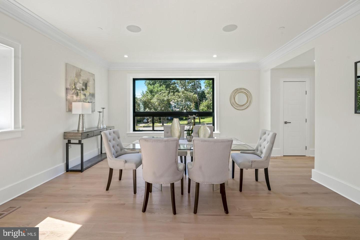 HIGH POINT - Residential