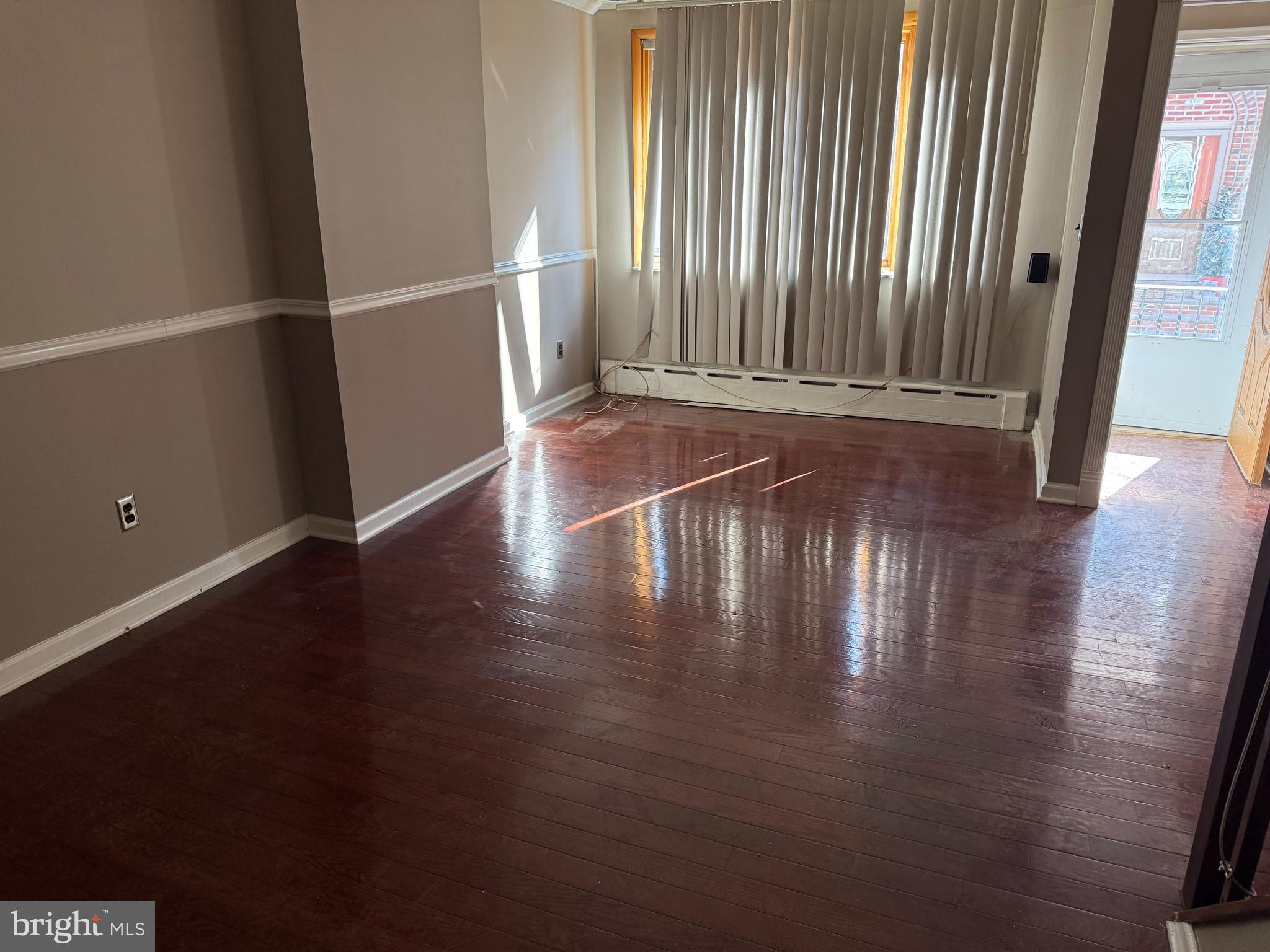 WHITMAN - Residential