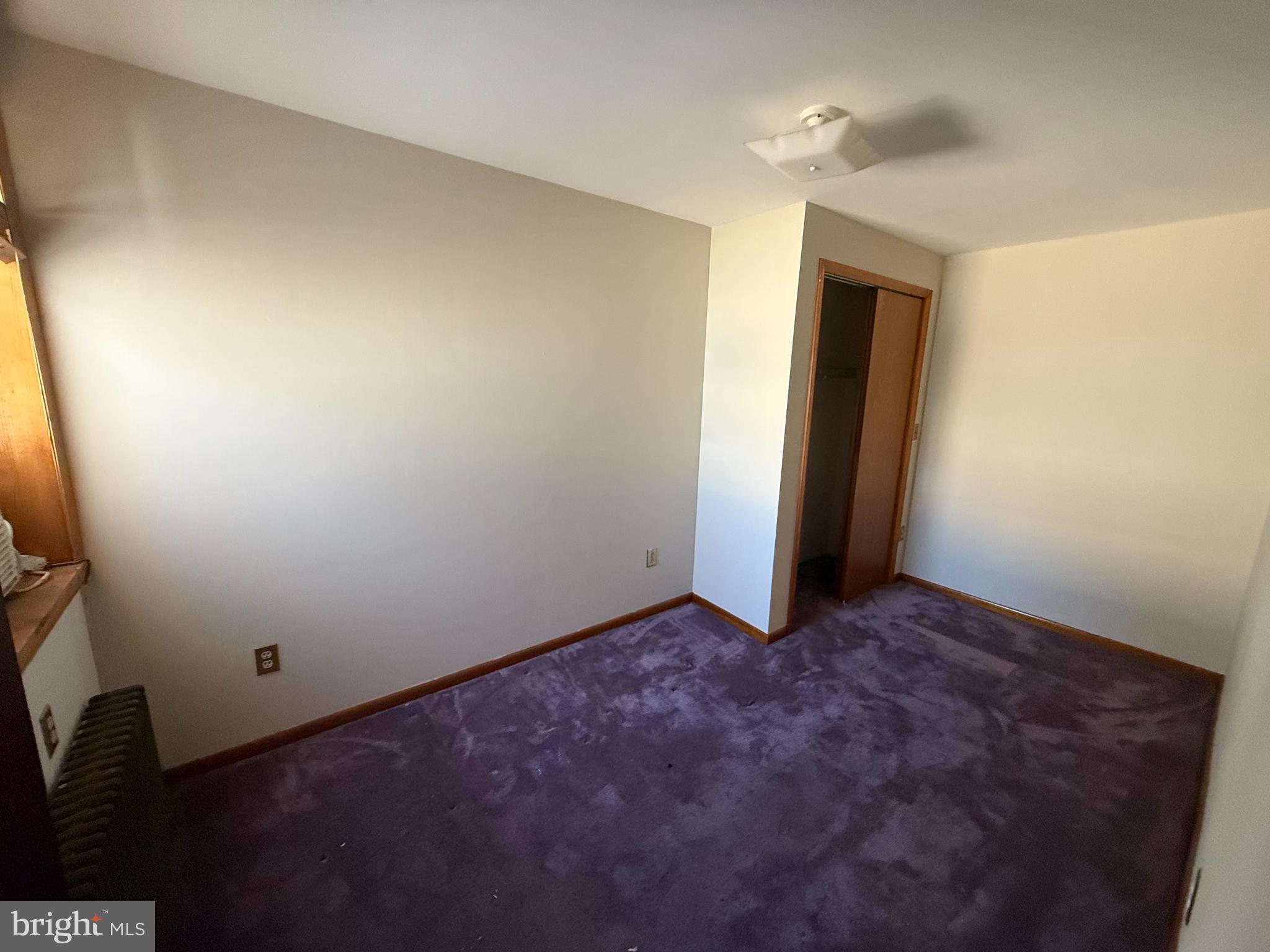 WHITMAN - Residential