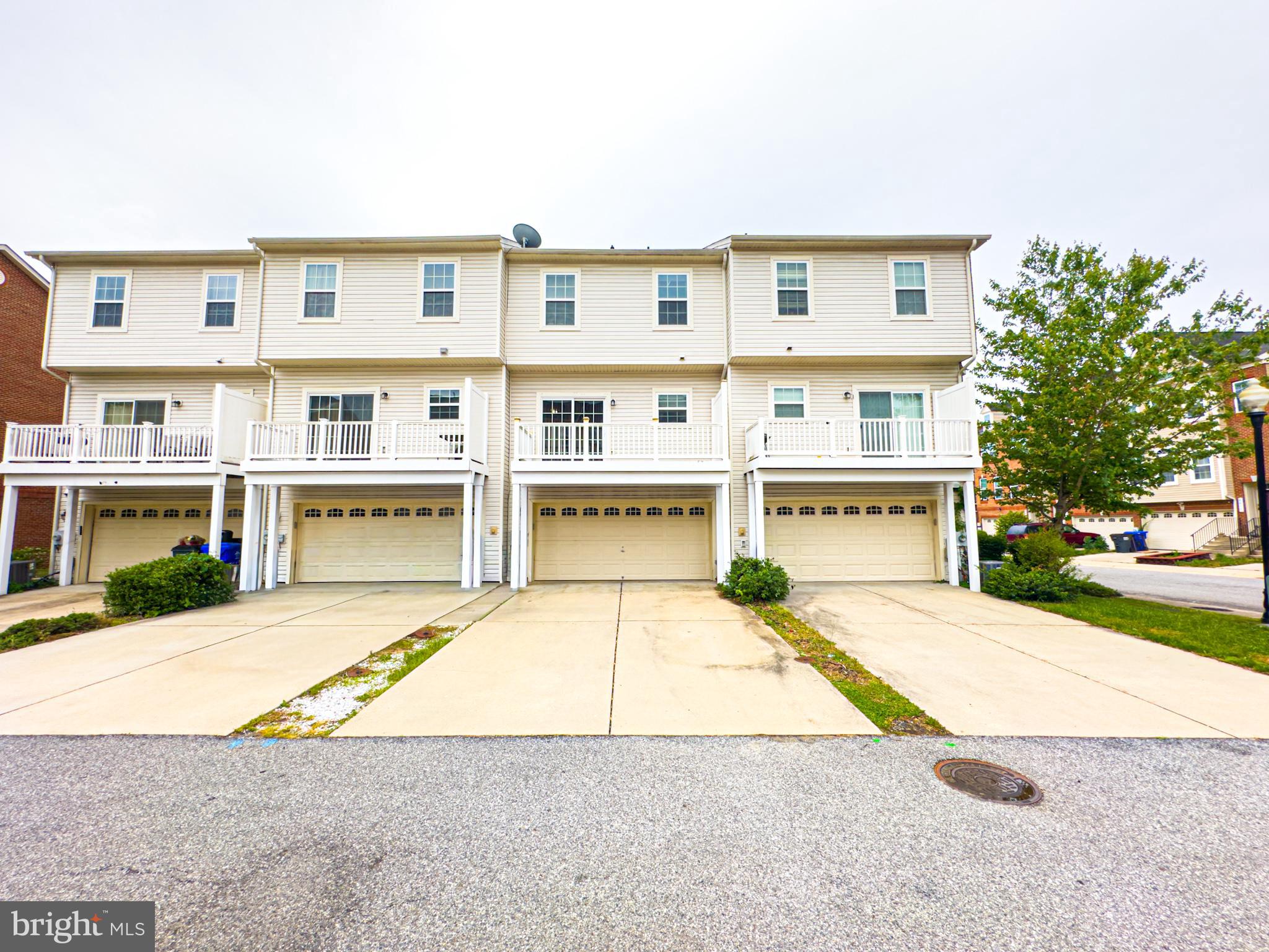 CHELSEA MANOR - Residential